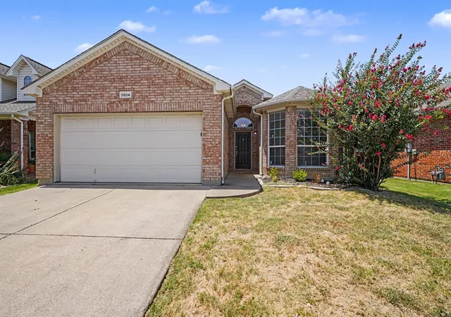 Photo 1 of Single family home for sale at 3804 Wellsburg Wy, Fort Worth, TX 76244 | MLS# 21355848 | Listing updated on 2026-08-12