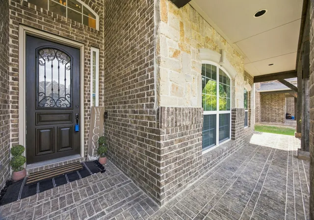 Photo 2 of Single family home for sale at 3103 Aerial Dr, Frisco, TX 75033 | MLS# 21339972 | Listing updated on 2026-10-07