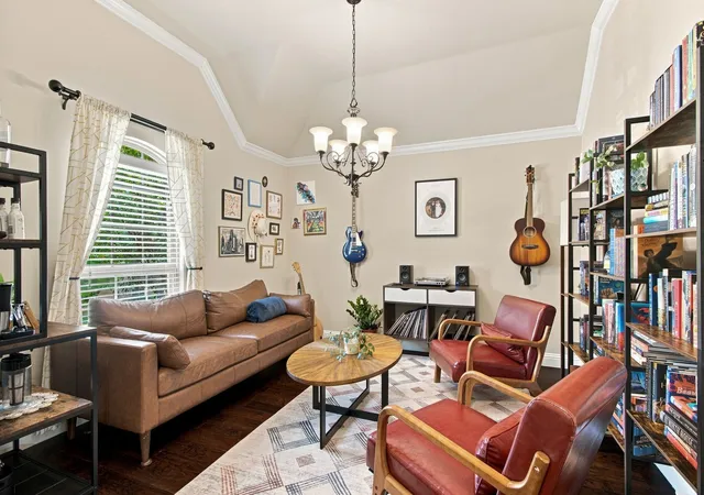 Photo 4 of Single family home for sale at 6828 Flicker Ln, Plano, TX 75074 | MLS# 21356686 | Listing updated on 2026-08-29