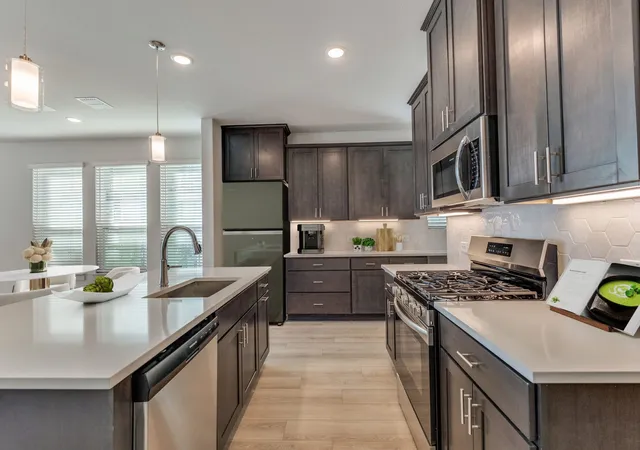 Photo 3 of Townhouse for sale at 2540 Brunswick Wy, Allen, TX 75013 | MLS# 21356859 | Listing updated on 2026-09-30