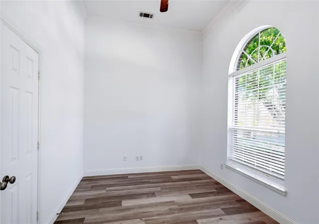 Photo 4 of Single family home for sale at 1009 Muir Woods Dr, Allen, TX 75002 | MLS# 21356565 | Listing updated on 2026-08-23