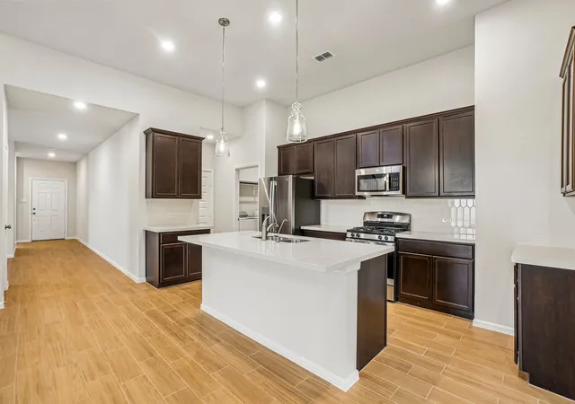 Photo 3 of Sale Pending at 3205 Royal Forest Dr, Denton, TX 76208 | MLS# 21345752 | Listing updated on 2026-08-20
