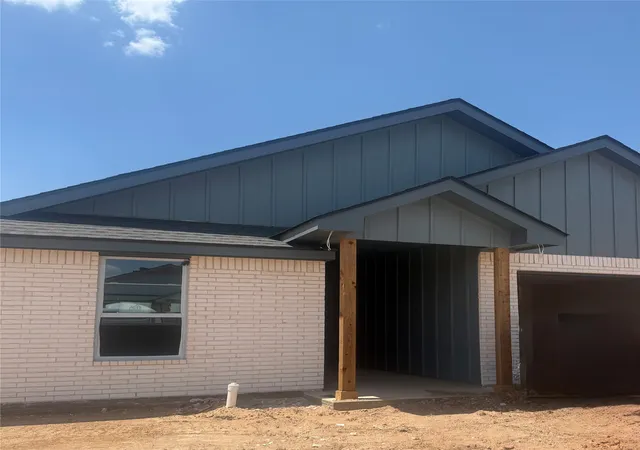 Photo 1 of Sale Pending at 6644 Prickly Pear Wy, Abilene, TX 79606 | MLS# 21356956 | Listing updated on 2026-08-26