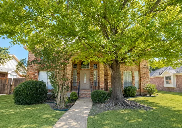 Photo 1 of Sale Pending at 2012 Austin Dr, Mesquite, TX 75181 | MLS# 21356997 | Listing updated on 2026-08-28