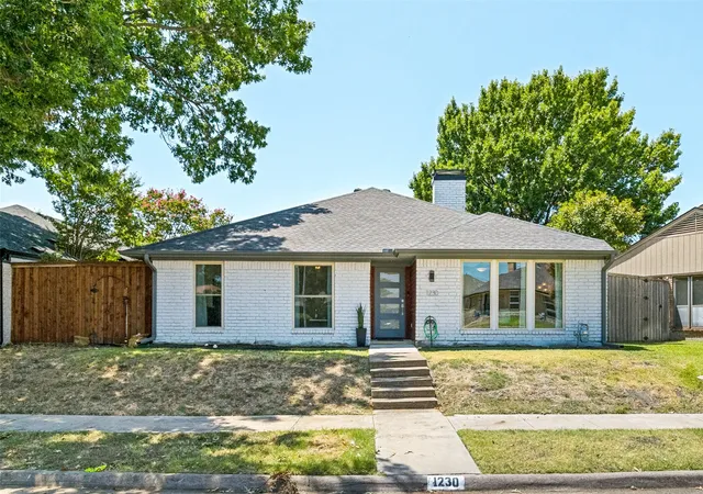 Photo 1 of Sale Pending at 1230 Richland Oaks Dr, Richardson, TX 75081 | MLS# 21355447 | Listing updated on 2026-08-28