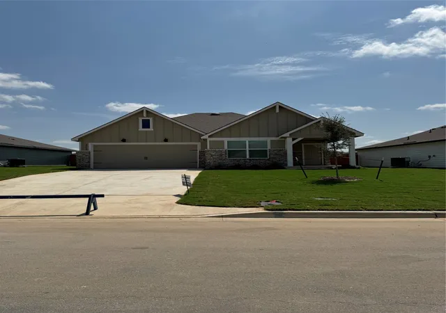 Photo 1 of Single family home for sale at 3112 Cyprian Rd, Lorena, TX 76655 | MLS# 21357023 | Listing updated on 2026-08-12