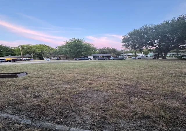 Photo 3 of Land for sale at 525 Highland Dr, Seagoville, TX 75159 | MLS# 21357017 | Listing updated on 2026-08-12