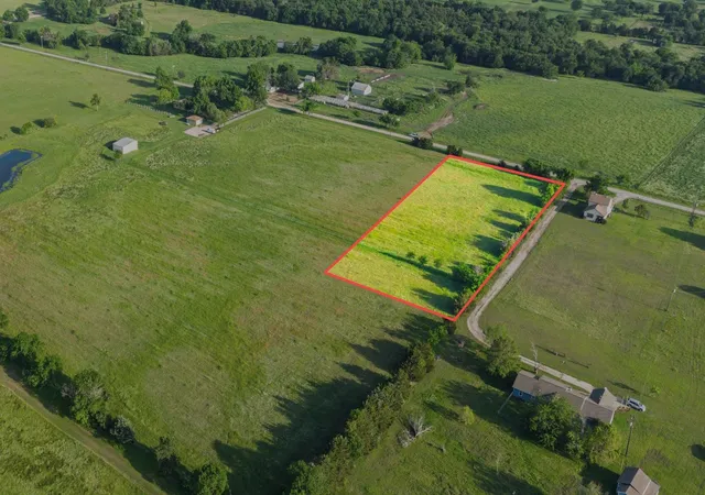 Photo 4 of Land for sale at Tbd County Road 3103, Greenville, TX 75402 | MLS# 21356968 | Listing updated on 2026-08-11