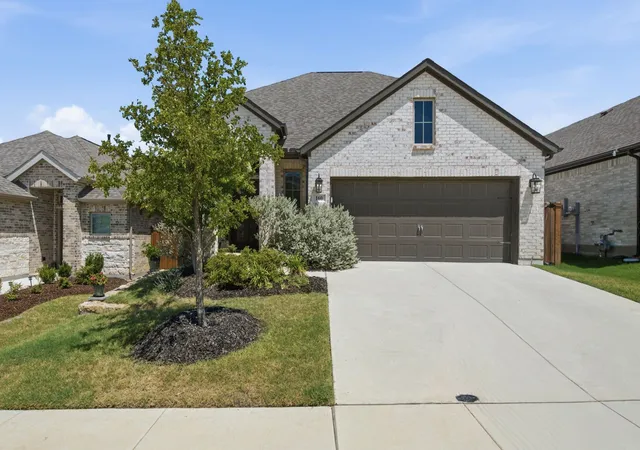 Photo 1 of Single family home for sale at 160 Pintail Ln, Rhome, TX 76078 | MLS# 21354802 | Listing updated on 2026-09-16