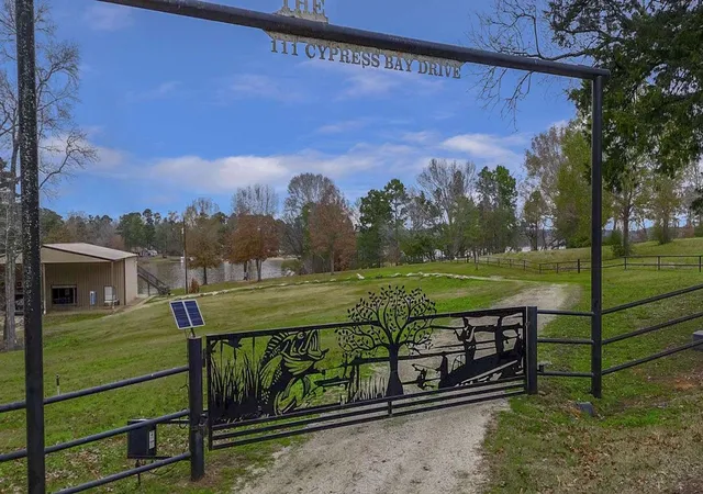 Photo 3 of Manufactured home for sale at 111 Cypress Bay Dr, Milam, TX 75959 | MLS# 21357113 | Listing updated on 2026-08-11