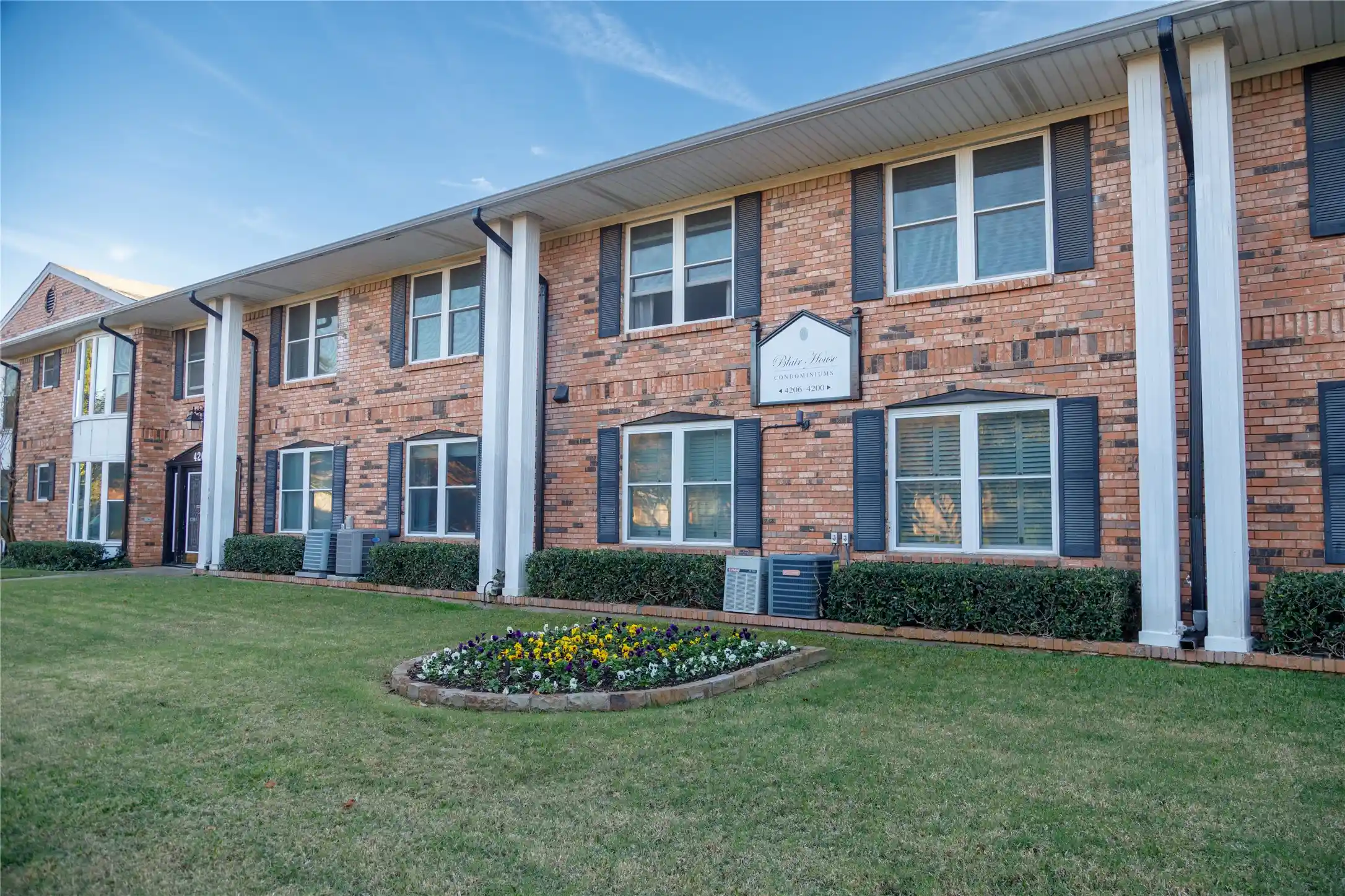 Photo 1 of Condo for sale at 4206 Newton Ave #112, Dallas, TX 75219 | MLS# 21350117 | Listing updated on 2026-10-17