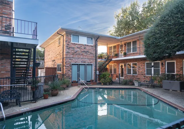 Photo 2 of Condo for sale at 4206 Newton Ave #112, Dallas, TX 75219 | MLS# 21350117 | Listing updated on 2026-10-07