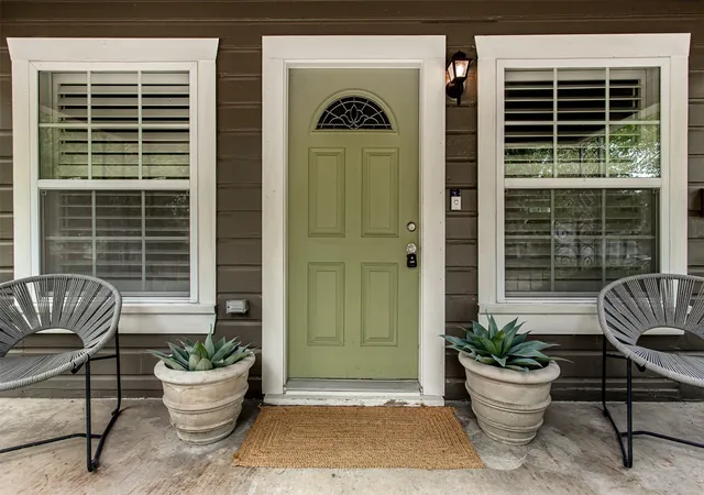 Photo 2 of Single family home for sale at 1407 Rio Hondo Dr, Dallas, TX 75218 | MLS# 21357159 | Listing updated on 2026-09-01