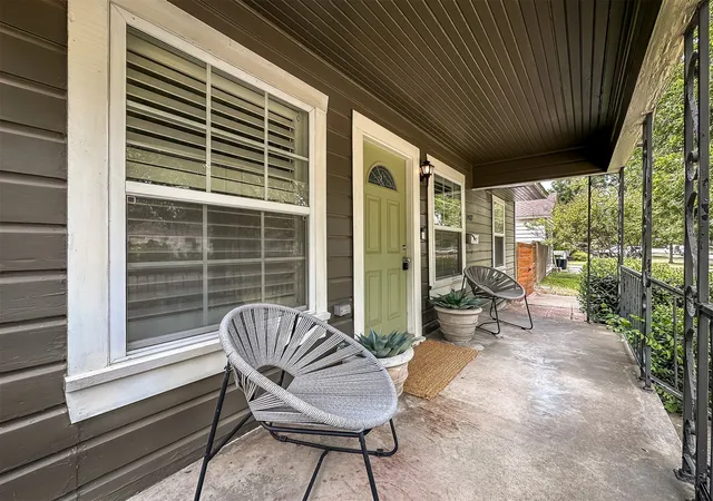 Photo 3 of Single family home for sale at 1407 Rio Hondo Dr, Dallas, TX 75218 | MLS# 21357159 | Listing updated on 2026-09-01