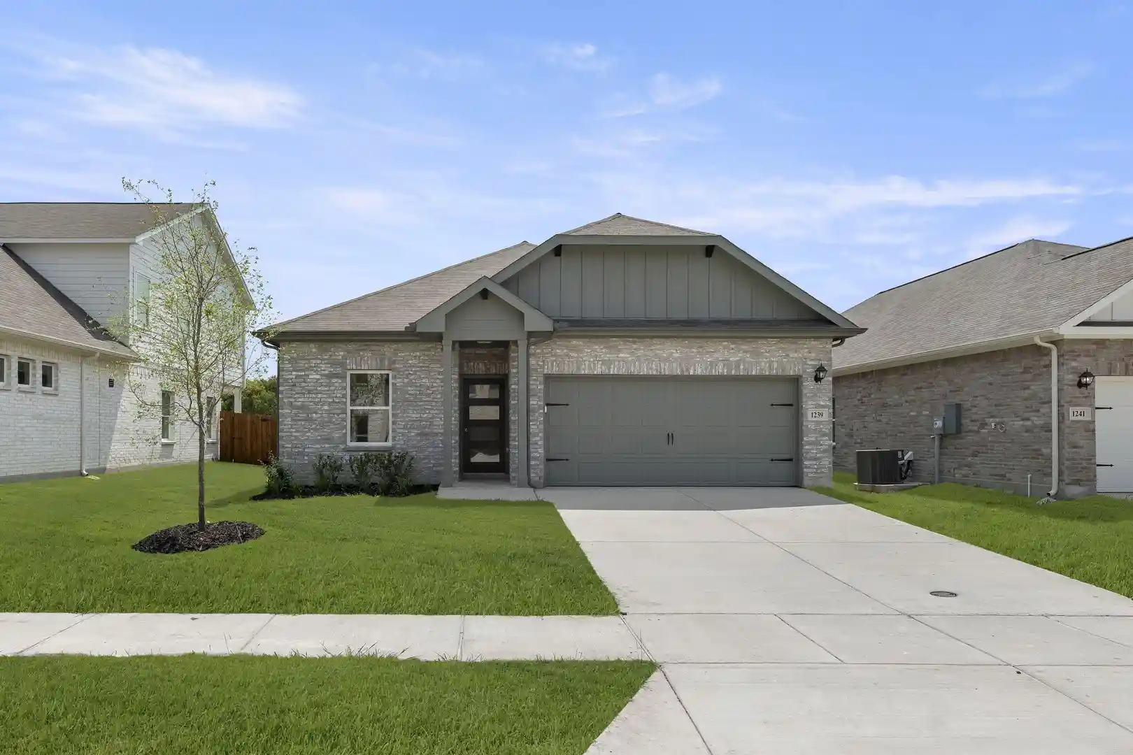 Photo 1 of Single family home for sale at 1239 Anderson Dr, Trenton, TX 75490 | MLS# 21357181 | Listing updated on 2026-10-29