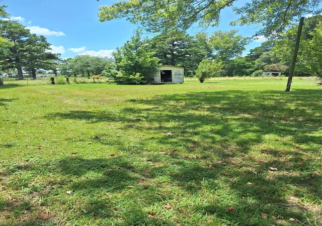 Photo 3 of Manufactured home for sale at 10659 Wesley Rd, Vivian, LA 71082 | MLS# 21357188 | Listing updated on 2026-09-21