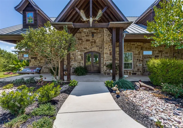 Photo 2 of Single family home for sale at 4360 Fm W 550, Mc Lendon Chisholm, TX 75032 | MLS# 21357198 | Listing updated on 2026-08-21