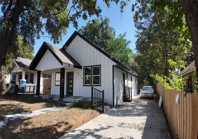 Photo 2 of Sale Pending at 3806 Holmes St, Dallas, TX 75215 | MLS# 21357257 | Listing updated on 2026-08-12