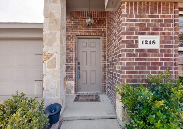 Photo 2 of Single family home for sale at 1218 River Oak Ln, Royse City, TX 75189 | MLS# 21357207 | Listing updated on 2026-09-25