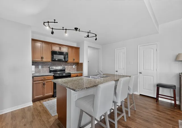 Photo 3 of Single family home for sale at 1218 River Oak Ln, Royse City, TX 75189 | MLS# 21357207 | Listing updated on 2026-09-25