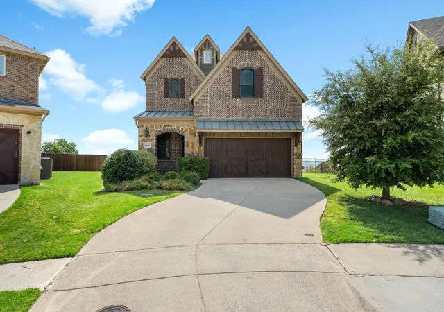 Photo 2 of Single family home for sale at 18144 Lakefront Ct, Forney, TX 75126 | MLS# 21355715 | Listing updated on 2026-09-24
