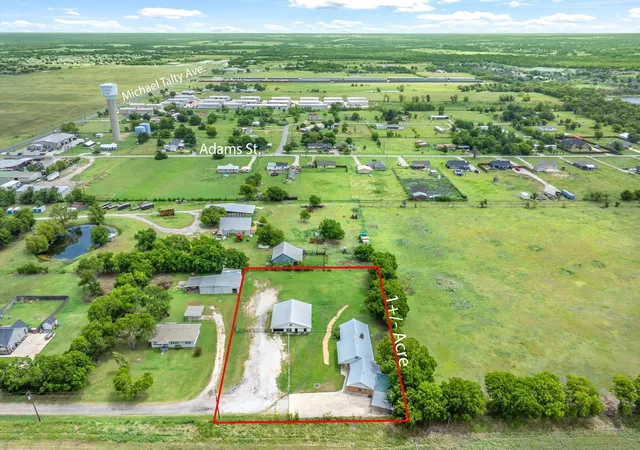 Photo 2 of Single family home for sale at 6128 N Fm 148, Terrell, TX 75160 | MLS# 21336241 | Listing updated on 2026-08-17