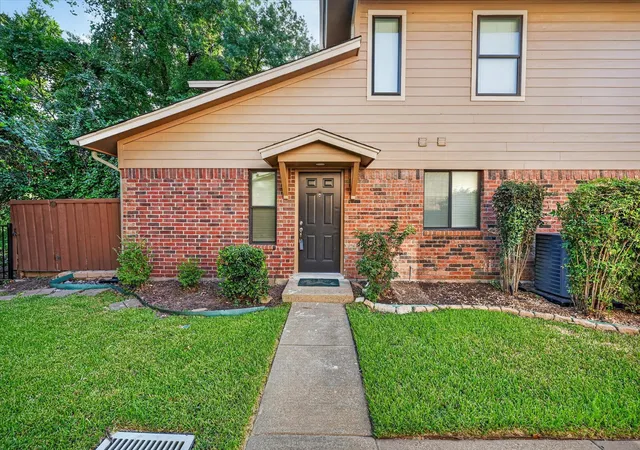 Photo 1 of Townhouse for sale at 5662 Cedar Creek Dr, Benbrook, TX 76109 | MLS# 21355120 | Listing updated on 2026-08-31