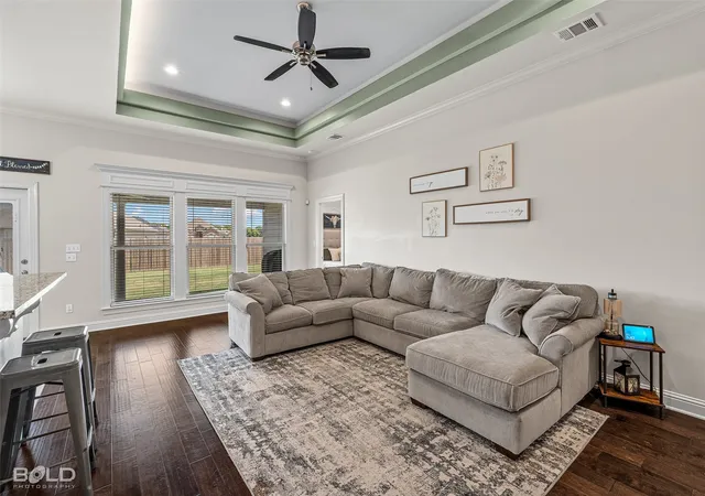 Photo 4 of Sale Pending at 4022 False River Dr, Bossier City, LA 71111 | MLS# 21330570 | Listing updated on 2026-08-15