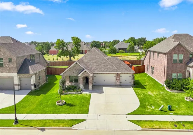Photo 3 of Single family home for sale at 2109 Draco Dr, Haslet, TX 76052 | MLS# 21352879 | Listing updated on 2026-09-21