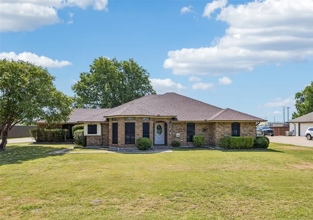 Photo 1 of Single family home for sale at 11654 Nicole Ln, Forney, TX 75126 | MLS# 21357361 | Listing updated on 2026-10-05