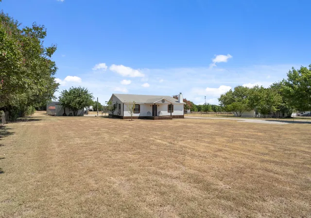 Photo 3 of Manufactured home for sale at 1695 Eastwood Rd, Melissa, TX 75454 | MLS# 21357295 | Listing updated on 2026-08-12