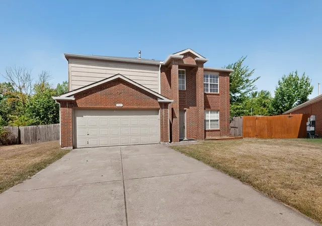 Photo 3 of Single family home for sale at 3320 Teasbend Ct, Denton, TX 76210 | MLS# 21351905 | Listing updated on 2026-08-13