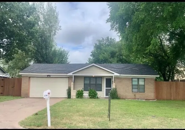 Photo 1 of Single family home for sale at 114 Barbara Wy, Waxahachie, TX 75165 | MLS# 21357420 | Listing updated on 2026-09-26