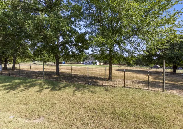 Photo 1 of Single family home for sale at 313 Hogan Ln, Whitesboro, TX 76273 | MLS# 21348731 | Listing updated on 2026-09-24