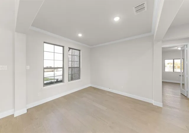 Photo 4 of Single family home for sale at 708 Wiltshire Rd, Anna, TX 75409 | MLS# 21357425 | Listing updated on 2026-08-31
