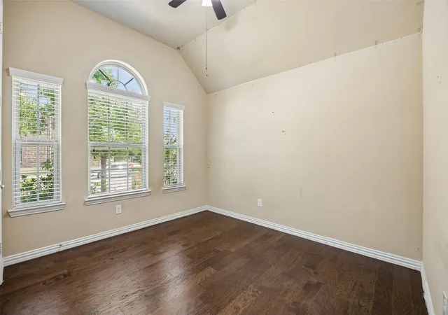 Photo 3 of Single family home for sale at 338 Wyndale Dr, The Colony, TX 75056 | MLS# 21348346 | Listing updated on 2026-08-14