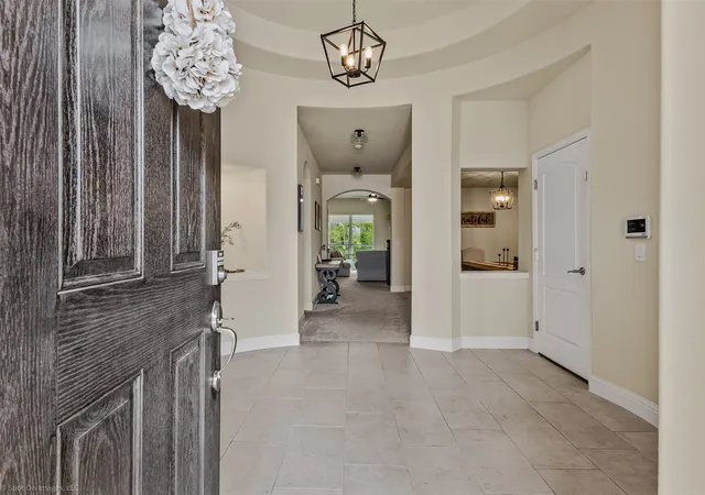 Photo 4 of Single family home for sale at 485 W Autumn Hill Blf, Lavon, TX 75166 | MLS# 21356096 | Listing updated on 2026-08-12