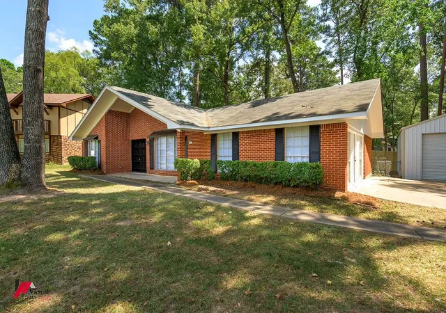 Photo 3 of Sale Pending at 305 Pine Cone, Haughton, LA 71037 | MLS# 21357428 | Listing updated on 2026-08-27