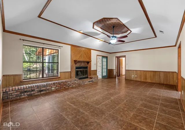 Photo 4 of Single family home for sale at 128 Ardis Dr, Haughton, LA 71037 | MLS# 21355418 | Listing updated on 2026-09-23