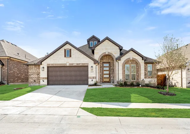 Photo 1 of Single family home for sale at 2009 Amber Gate Dr, Anna, TX 75409 | MLS# 21357517 | Listing updated on 2026-10-07