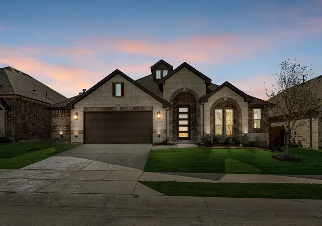 Photo 2 of Single family home for sale at 2009 Amber Gate Dr, Anna, TX 75409 | MLS# 21357517 | Listing updated on 2026-10-07