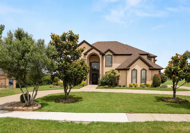 Single family home for sale at 2627 Wells Ct, Cedar Hill, TX 75104 | MLS# 21357521