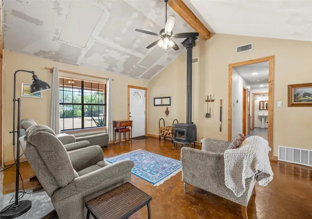 Photo 4 of Single family home for sale at 271 County Road 3580, China Spring, TX 76633 | MLS# 21357392 | Listing updated on 2026-08-18