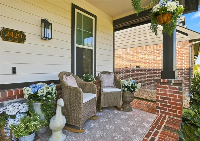 Photo 3 of Single family home for sale at 2429 Elm Pl, Justin, TX 76247 | MLS# 21357562 | Listing updated on 2026-08-12