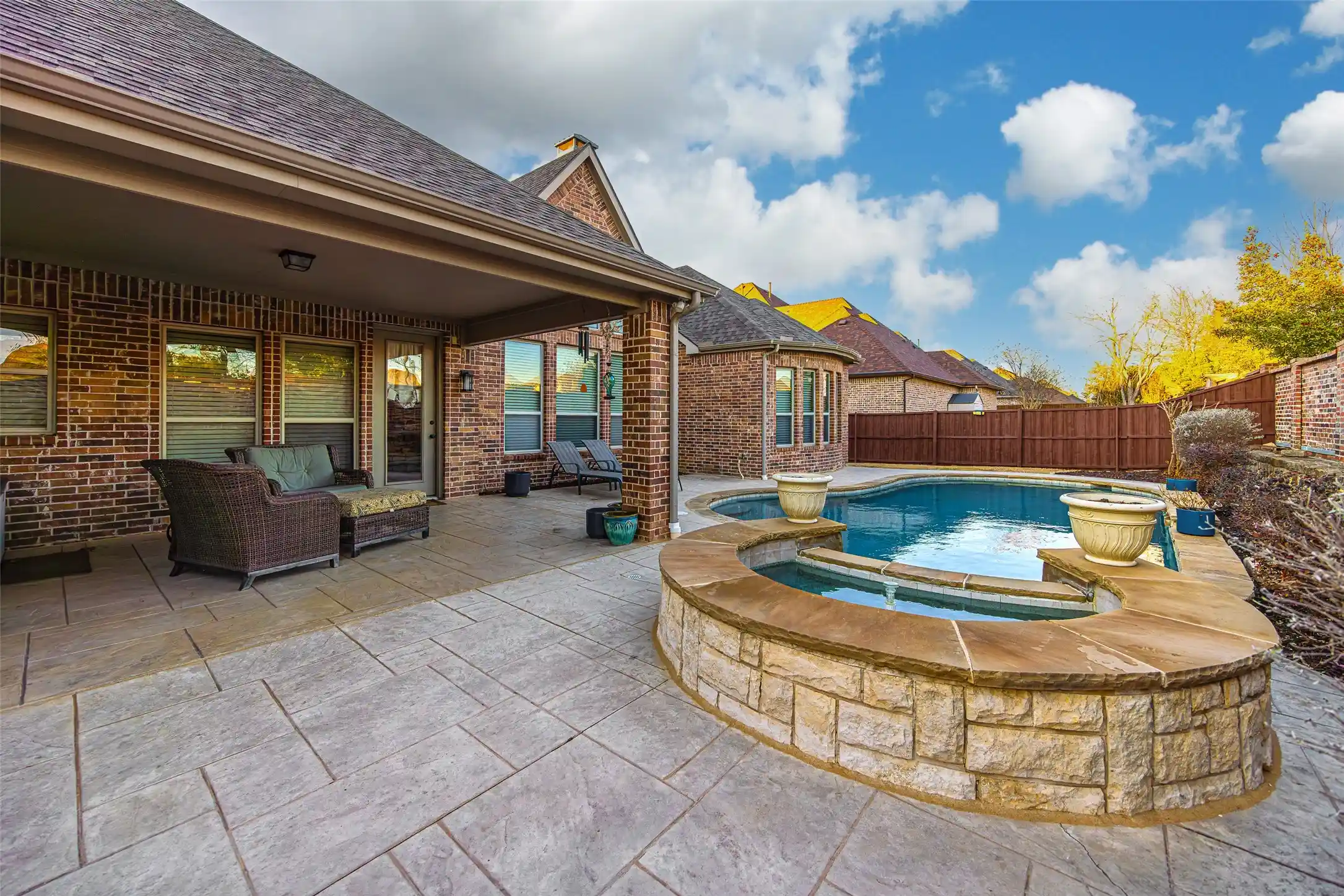 Photo 1 of Single family home for sale at 905 Cipriani Dr, Frisco, TX 75036 | MLS# 21347711 | Listing updated on 2026-10-11