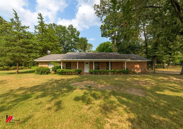 Photo 1 of Single family home for sale at 335 Woodland Park, Stonewall, LA 71078 | MLS# 21351320 | Listing updated on 2026-08-31