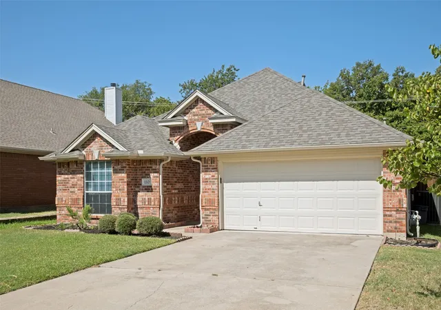 Photo 1 of Single family home for sale at 110 Blue Bonnet Cir, Justin, TX 76247 | MLS# 21357644 | Listing updated on 2026-10-06