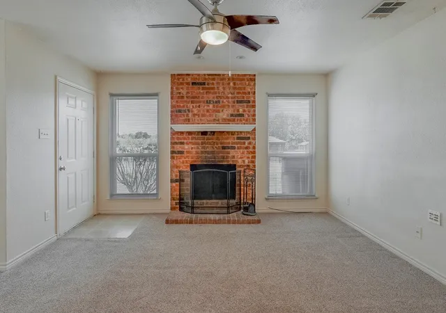 Photo 3 of Single family home for sale at 113 Oak Wood Ln, Kennedale, TX 76060 | MLS# 21357622 | Listing updated on 2026-09-21