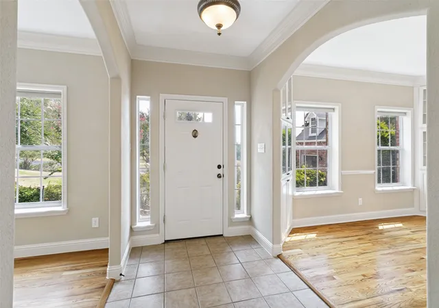 Photo 3 of Single family home for sale at 6932 La Cantera Dr, Fort Worth, TX 76108 | MLS# 21336847 | Listing updated on 2026-08-30