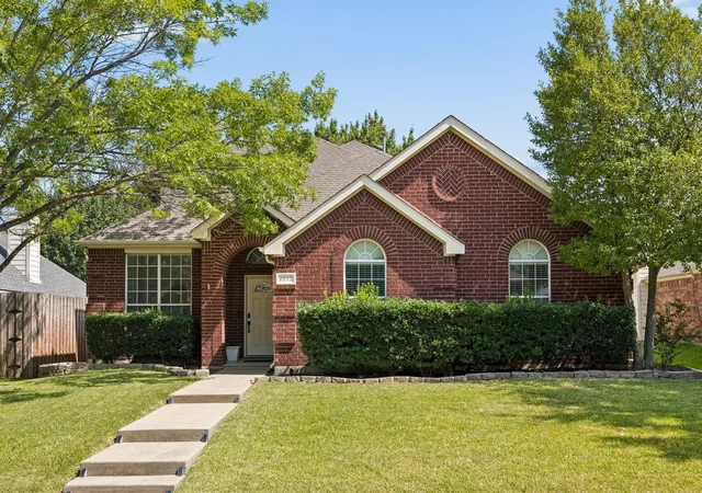Photo 1 of Single family home for sale at 9512 Winter Park Dr, Frisco, TX 75035 | MLS# 21355485 | Listing updated on 2026-09-04